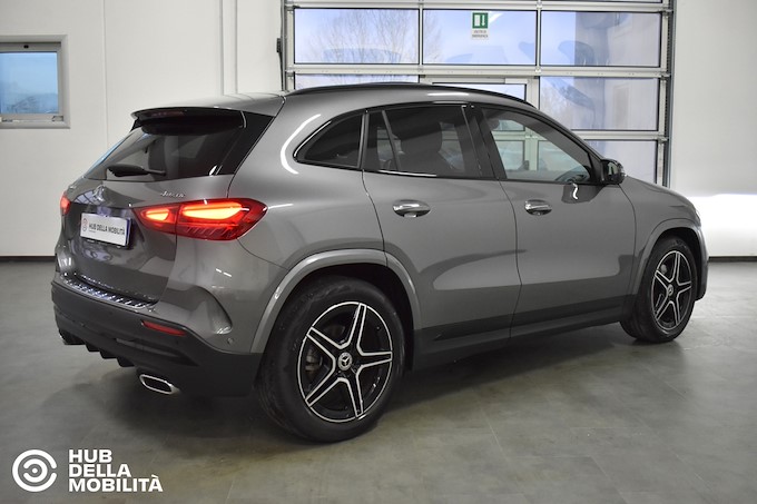 MERCEDES-BENZ GLA 200 d Automatic 4Matic AMG Line Premium Plus